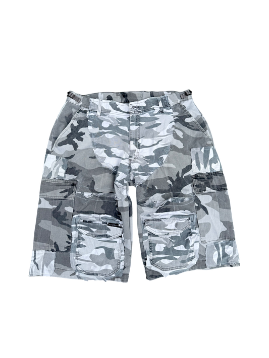 Camo Cargo Shorts V17